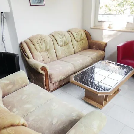 3 Bedroom Cozy In Gerolsteinhinterhaus *