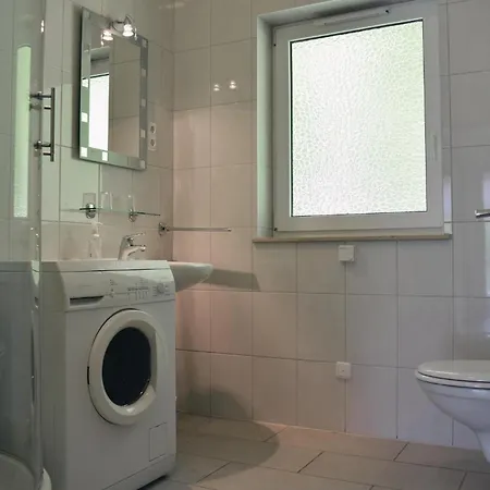 3 Bedroom Cozy In Gerolsteinhinterhaus *
